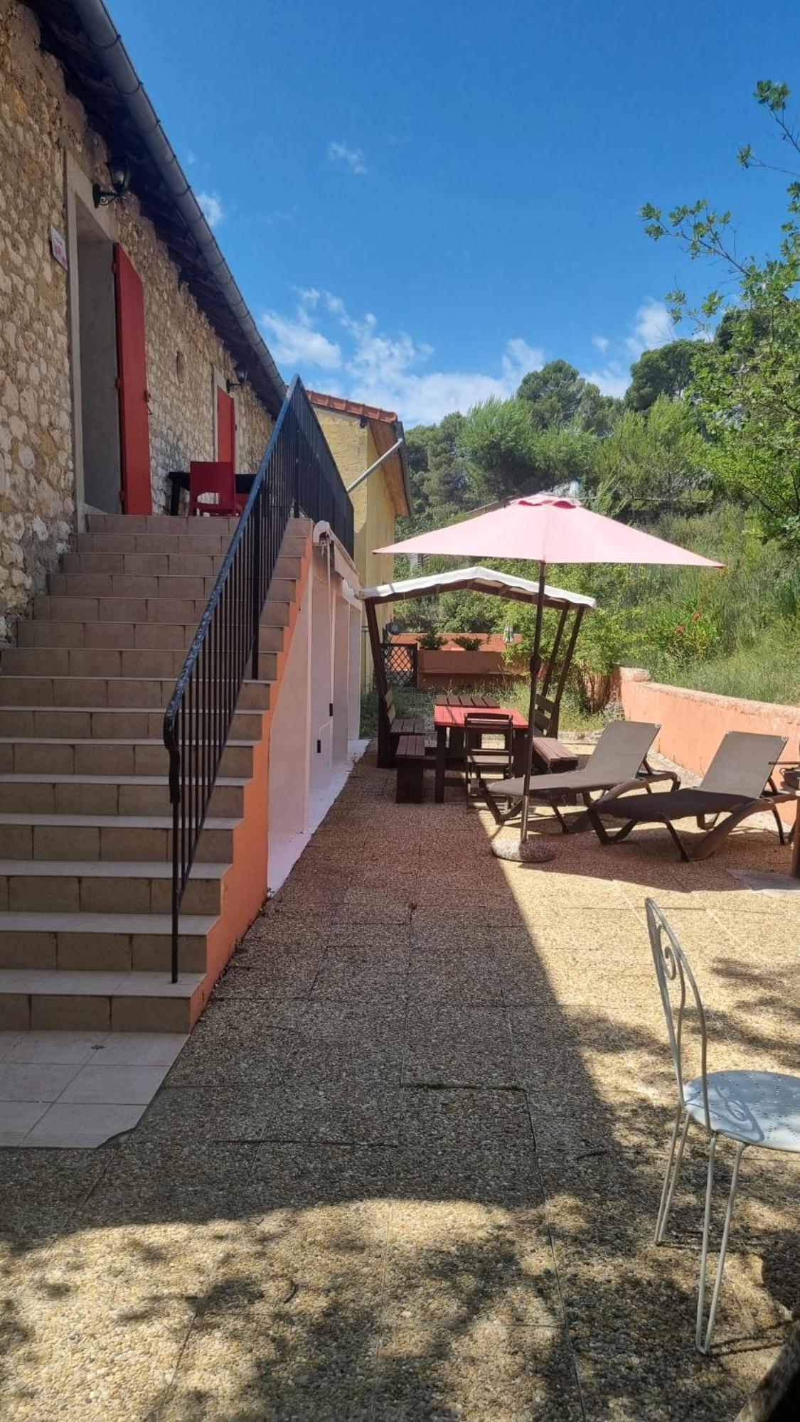 L'Oustaou Du Luberon Et Spa Villelaure Ngoại thất bức ảnh