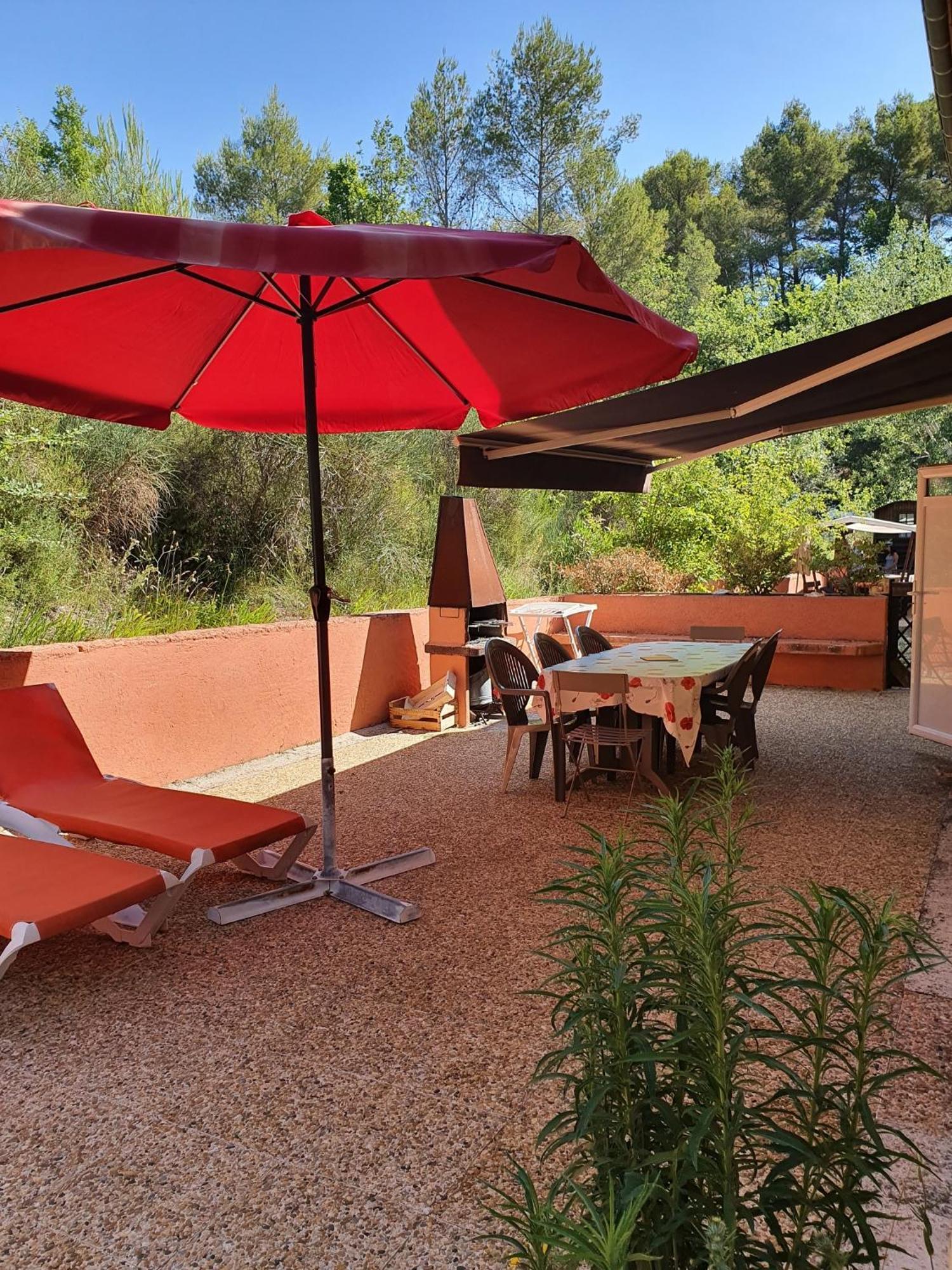 L'Oustaou Du Luberon Et Spa Villelaure Ngoại thất bức ảnh