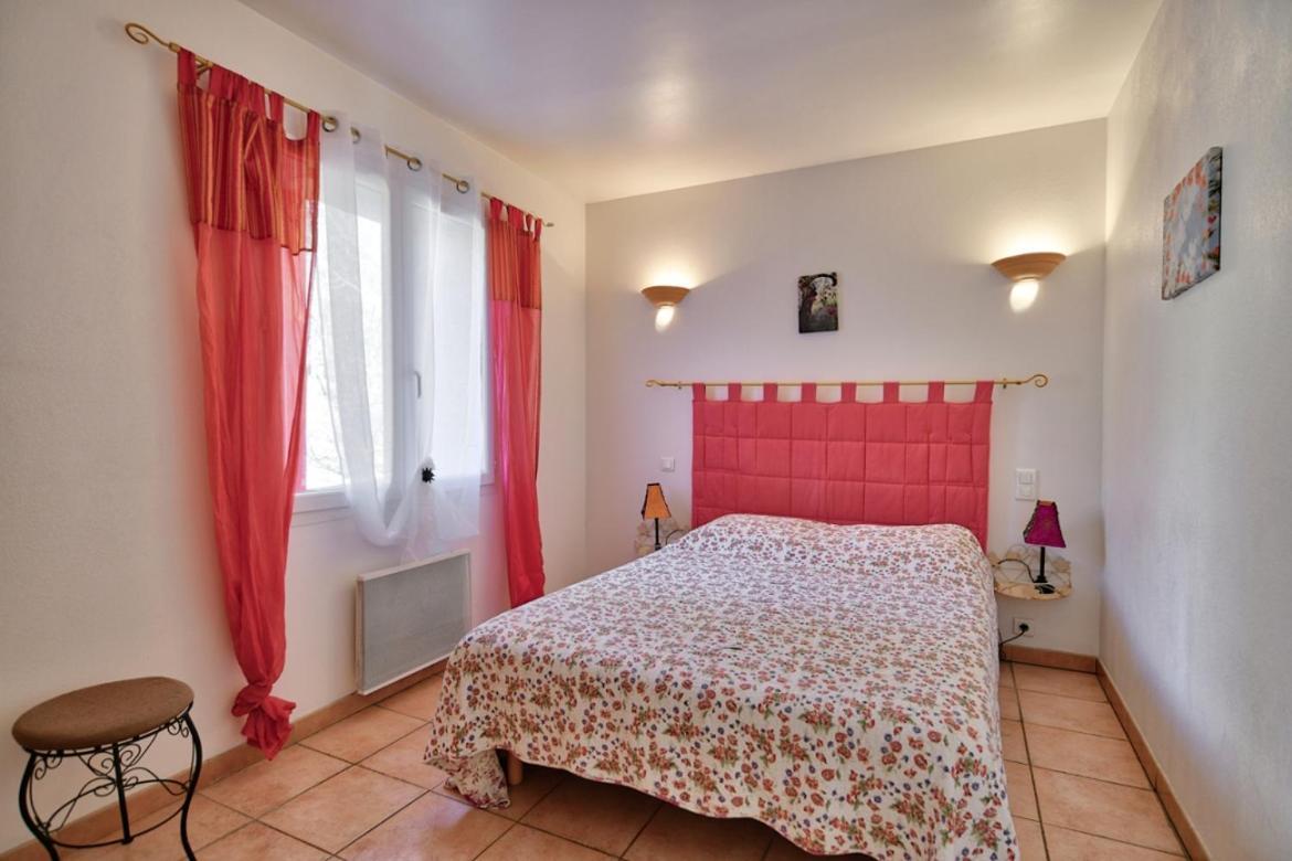 L'Oustaou Du Luberon Et Spa Villelaure Ngoại thất bức ảnh